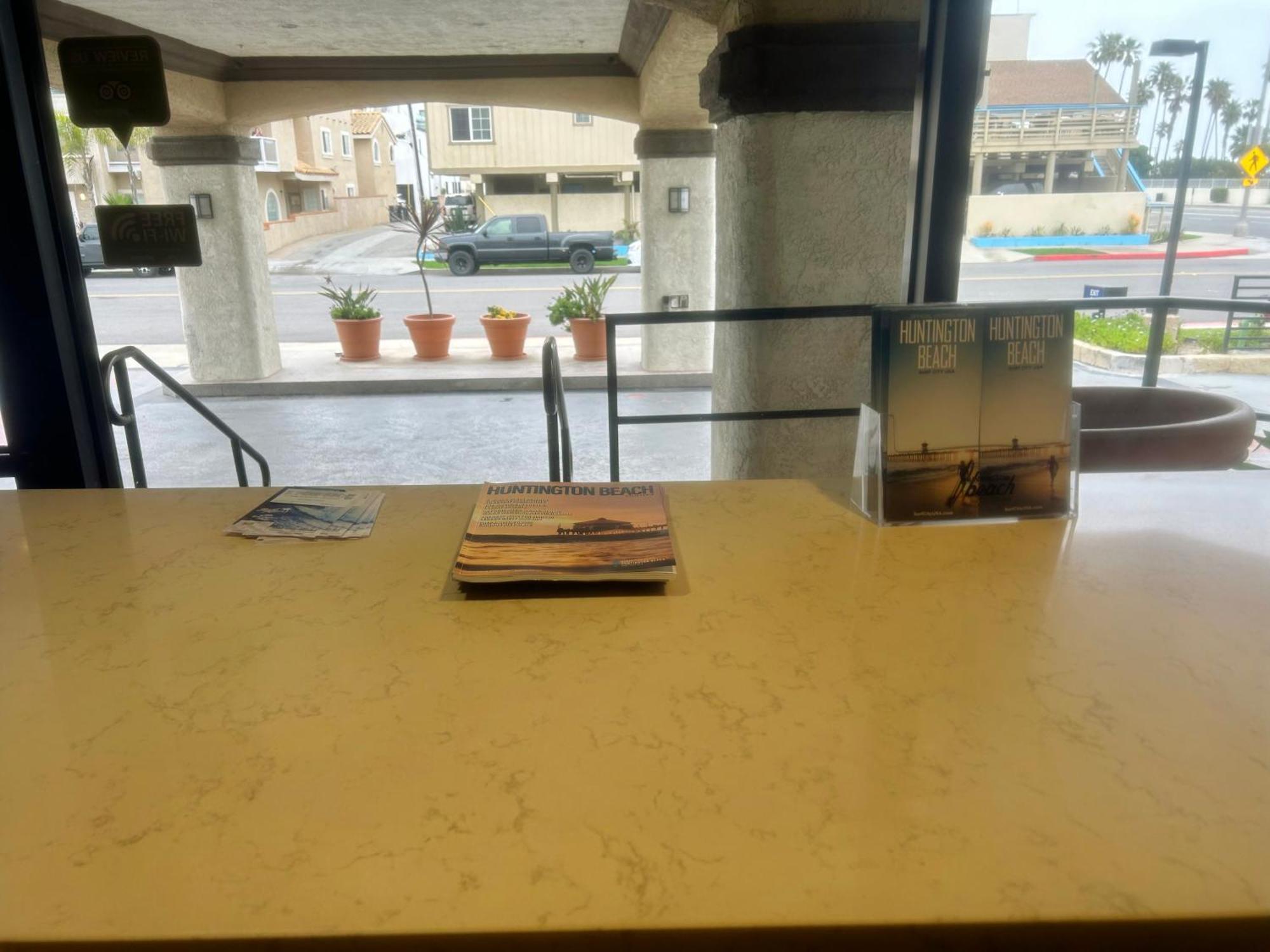 Huntington Beach Inn 2*